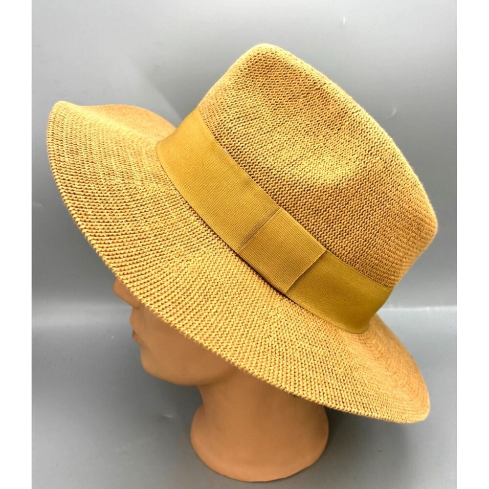 Anthropologie Bucket Hat Womens Tan Chunky Knit Boho Style Soft Cozy Winter Cap